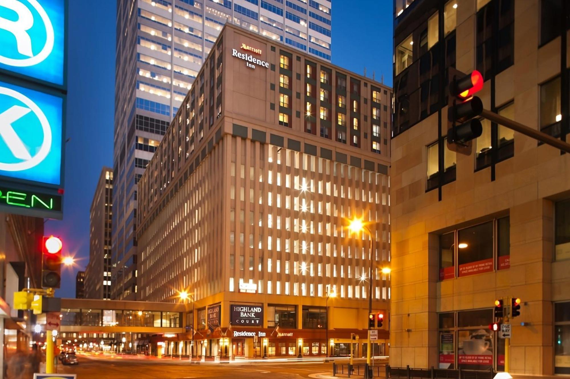 Residence Inn Minneapolis Downtown/City Center Екстер'єр фото