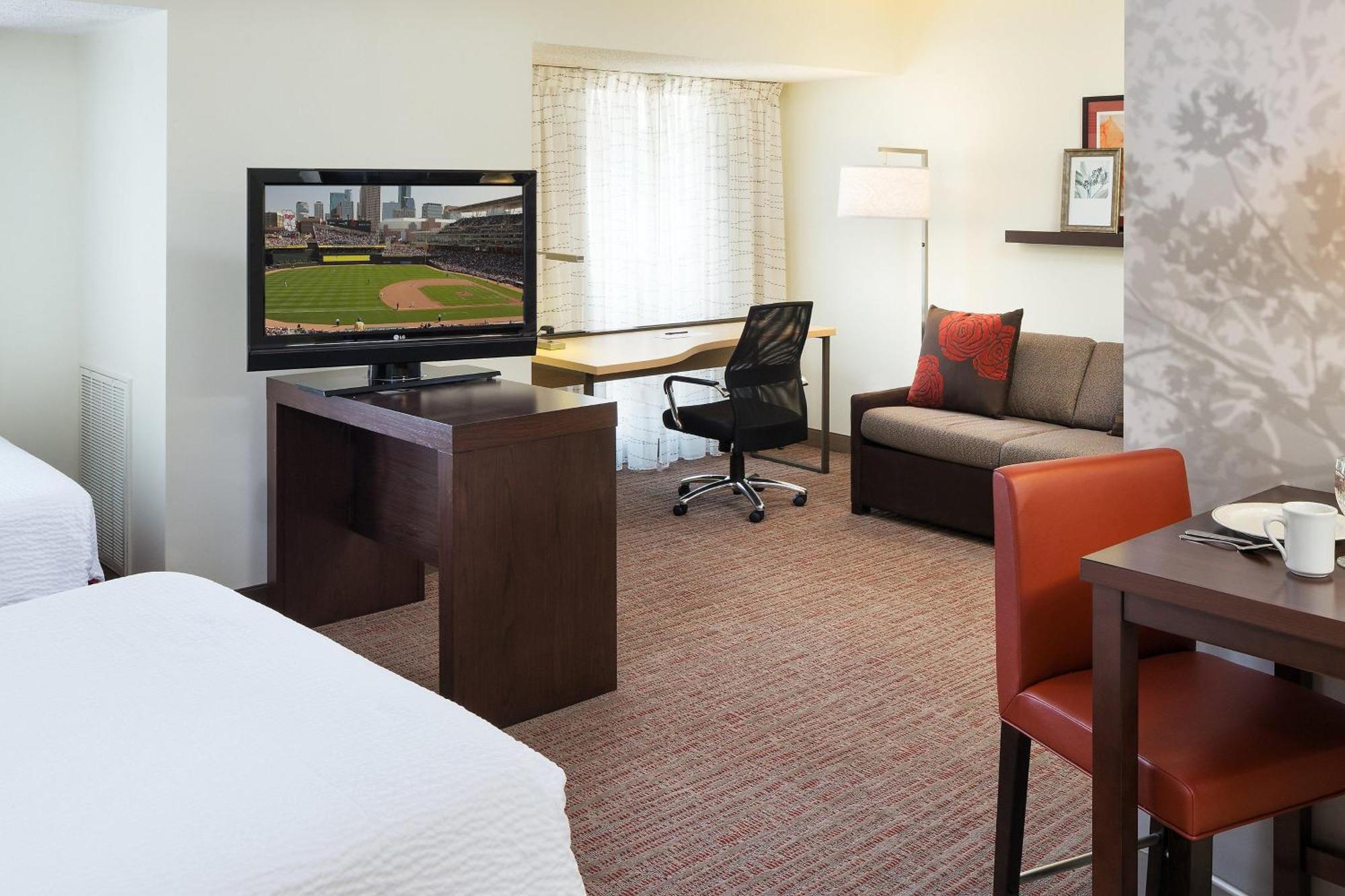Residence Inn Minneapolis Downtown/City Center Екстер'єр фото